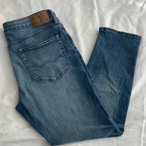 Men's Blue Jeans - Picture 9 of 10